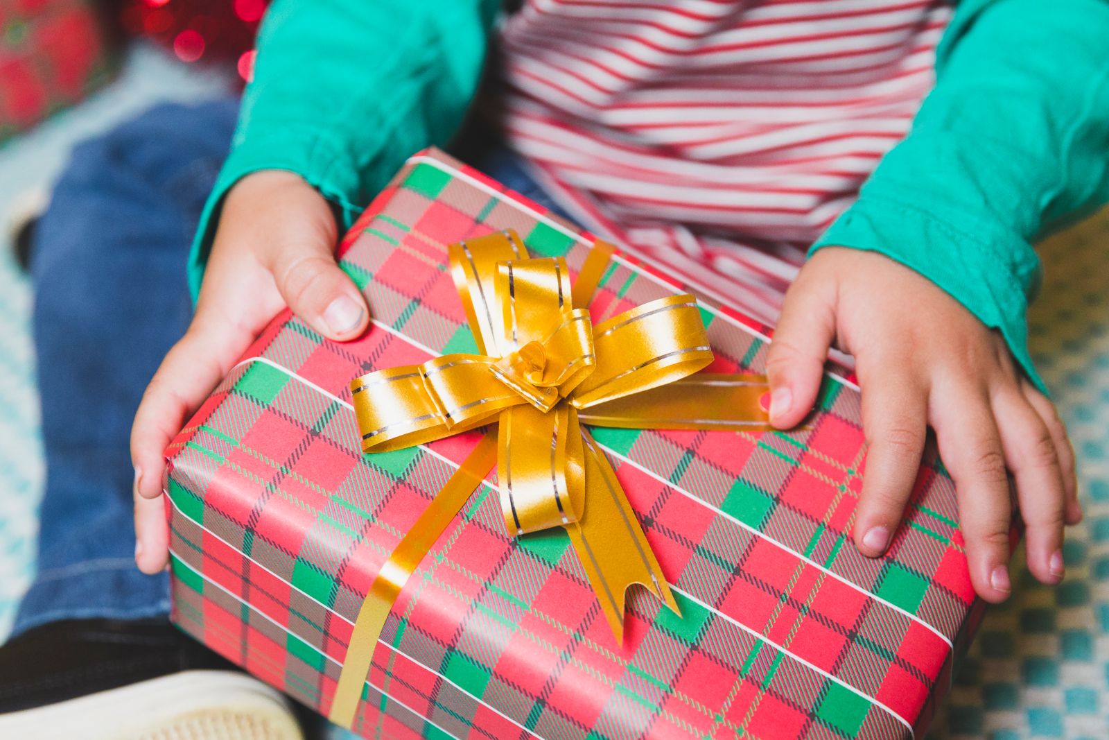christmas-concept-with-kid-gift-box.jpg
